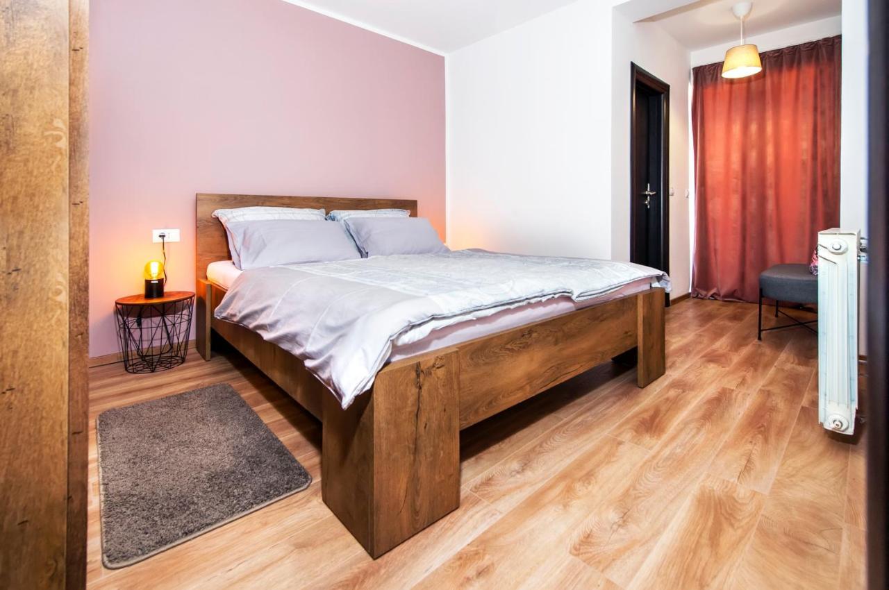 Apartment Miral 罗维尼村 外观 照片